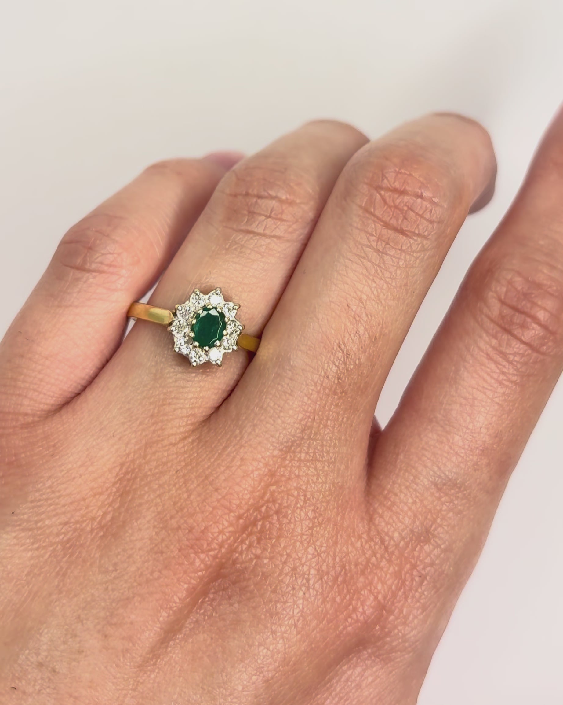 Bague Marguerite Émeraude &amp; Diamants "Léandre"