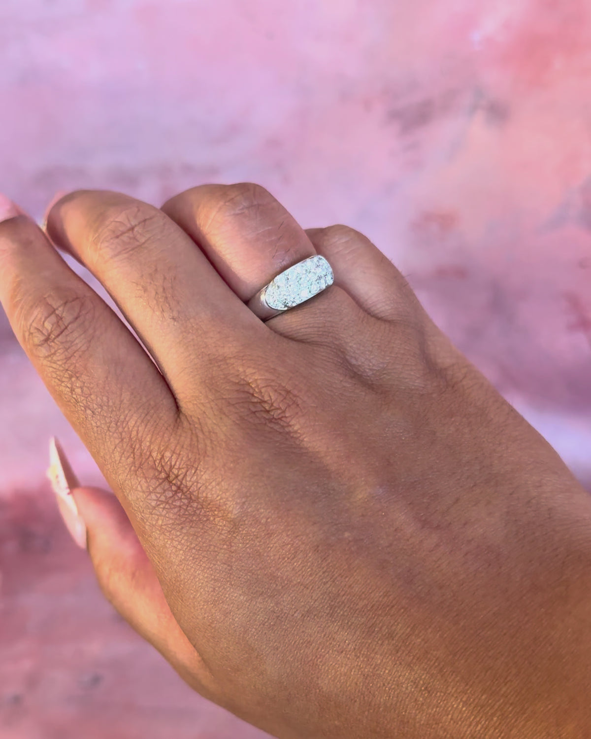 Anillo de banda con diamantes de 1.05 quilates "Izia"