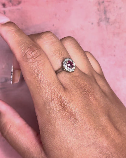 0.60-carat Ruby Daisy Ring &amp; Diamonds "Somia"