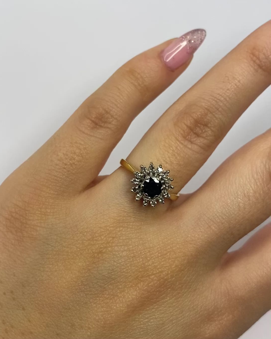 Bague Marguerite Saphir 0.87 carat &amp; Diamants "Violaine"