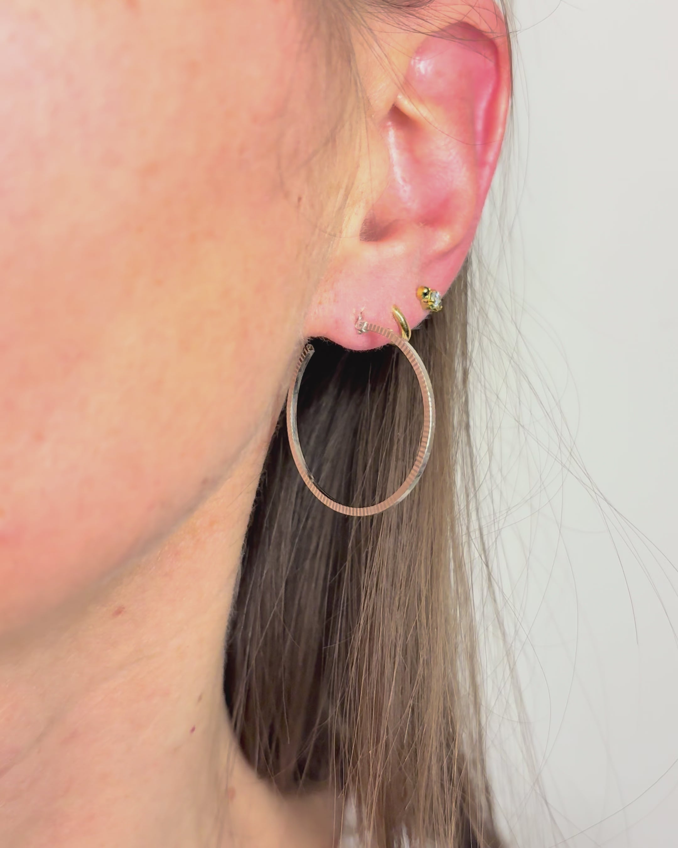 Gray Gold Hoop Earrings "Léa"
