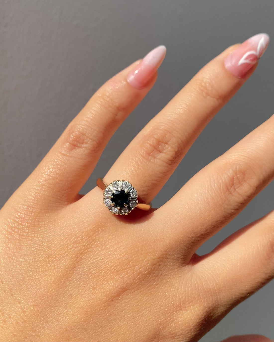 Bague Marguerite Saphir 0.70 carat &amp; Diamants &quot;Ambre&quot;