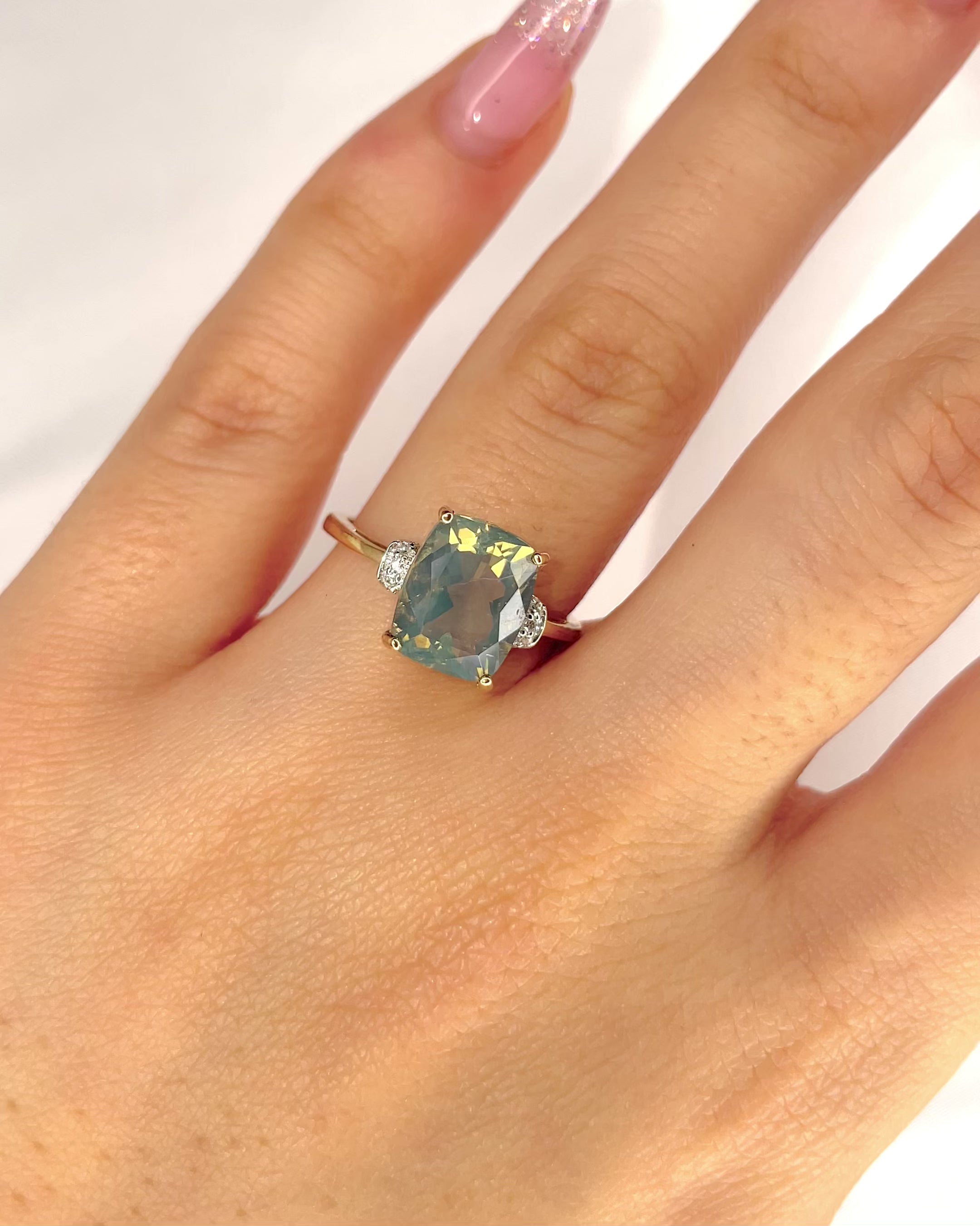 Bague Trilogie Opale 2.60 carats &amp; Diamants "Coraline"