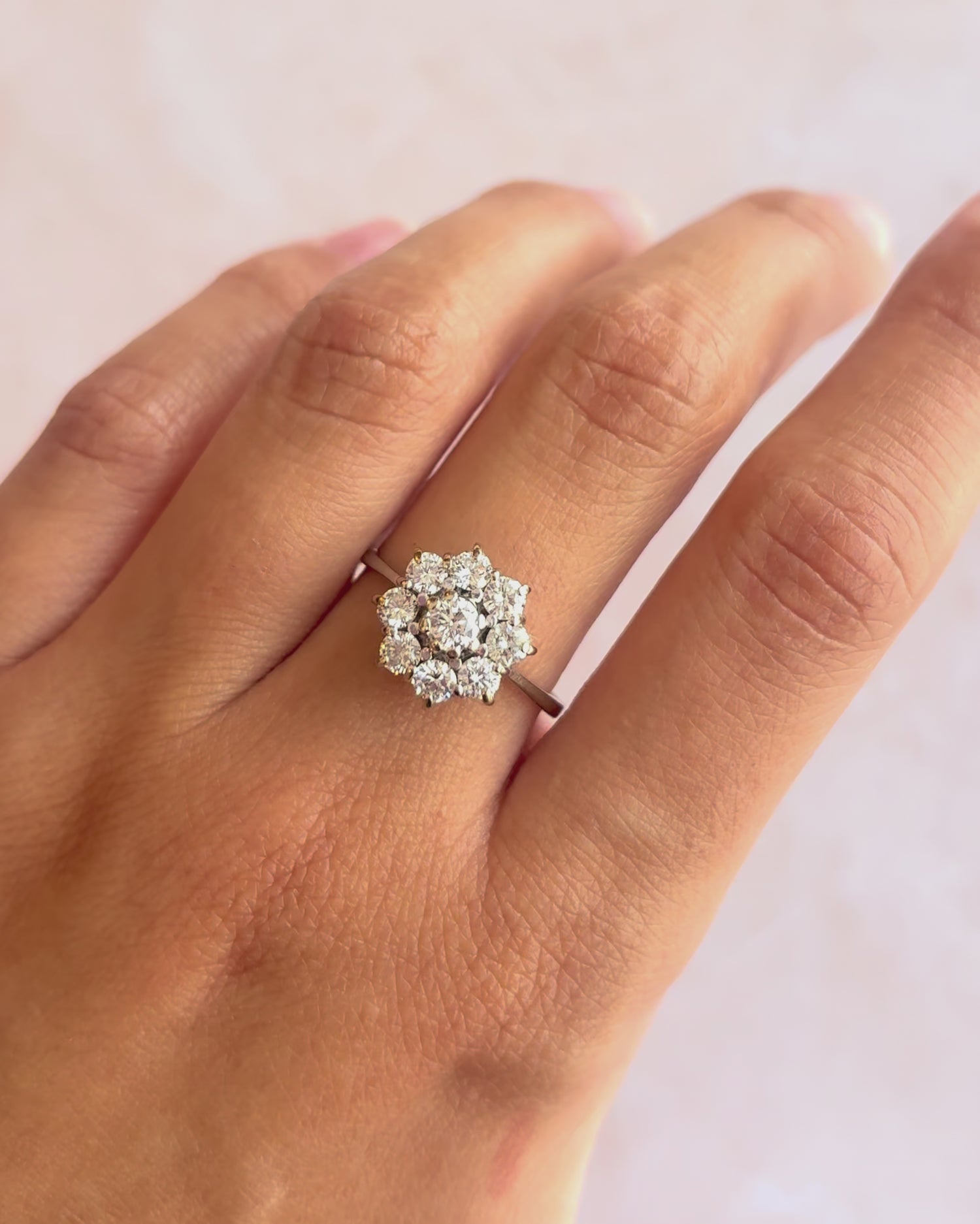 Bague Marguerite Diamants 0.89 carat "Cécile"