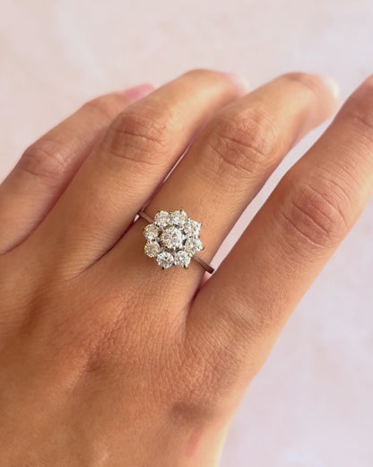 Bague Marguerite Diamants 0.89 carat "Cécile"