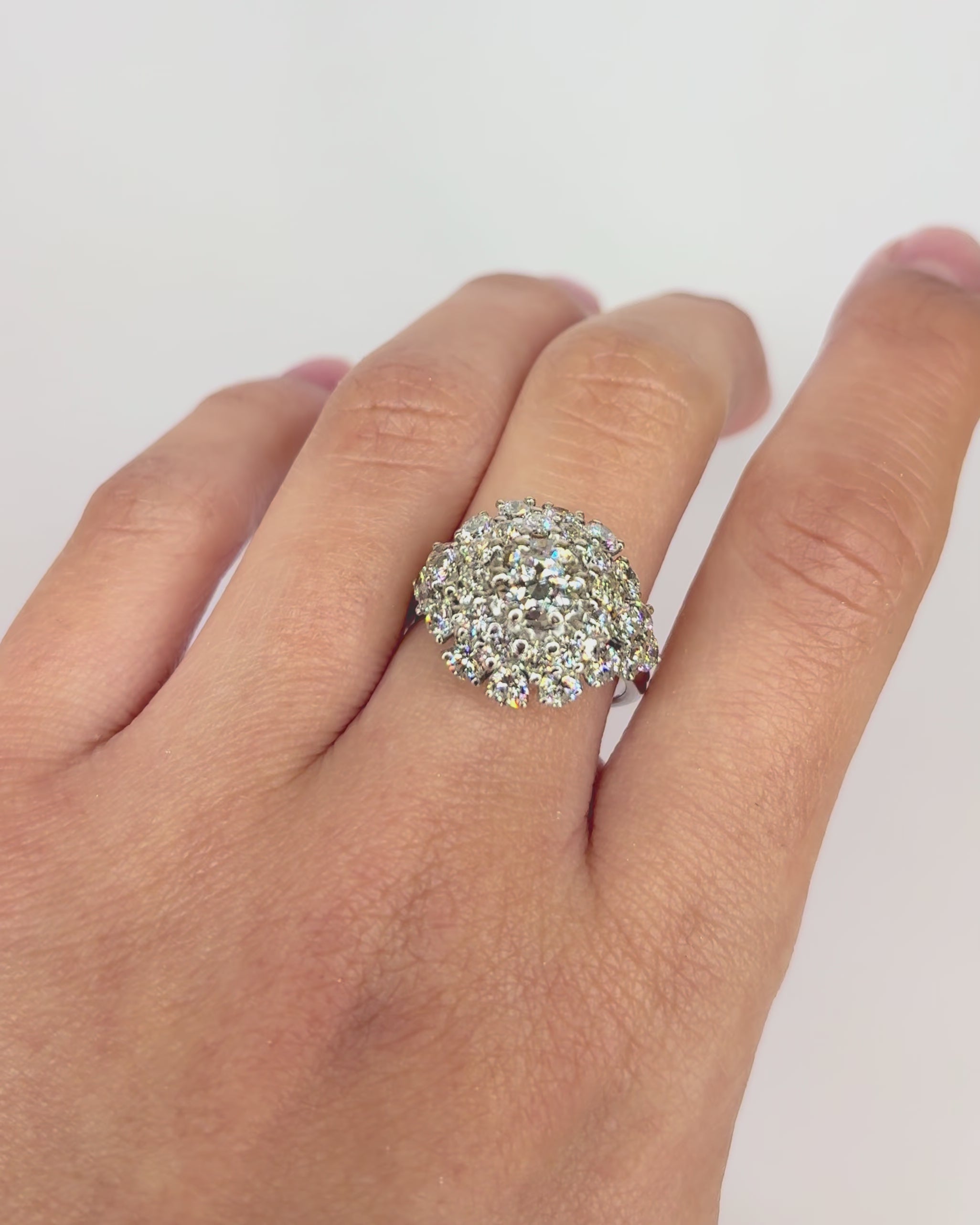 Bague Dôme Diamants 2.61 carats "Elisabeth"