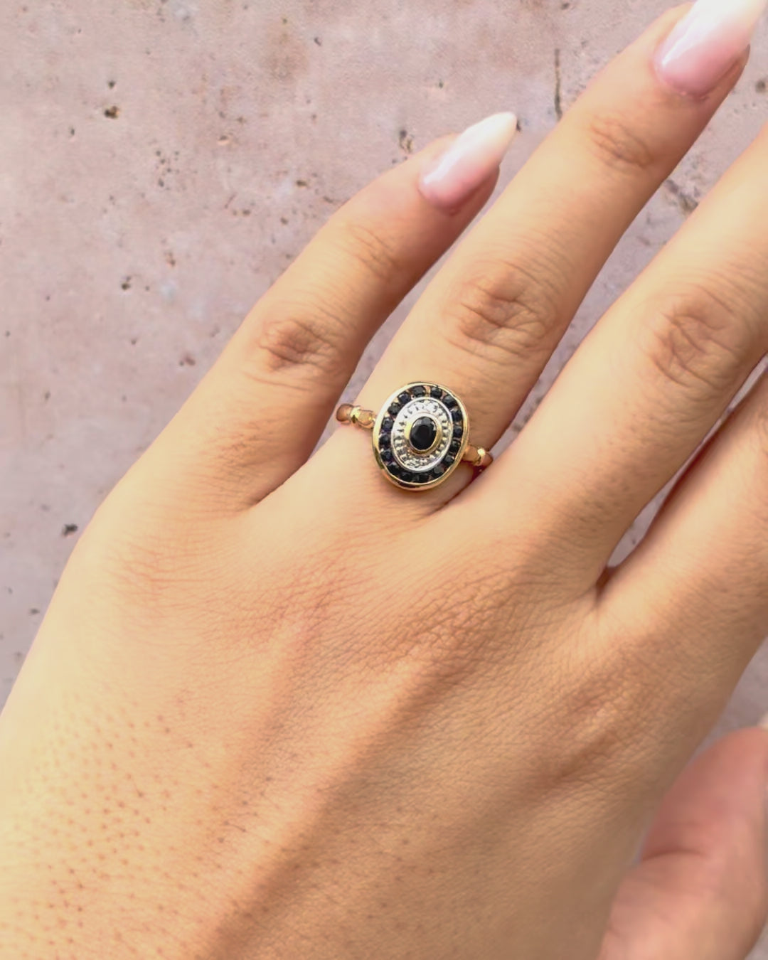 Bague Style Art-Déco Saphirs 0.60 carat &amp; Diamants "Camélia"