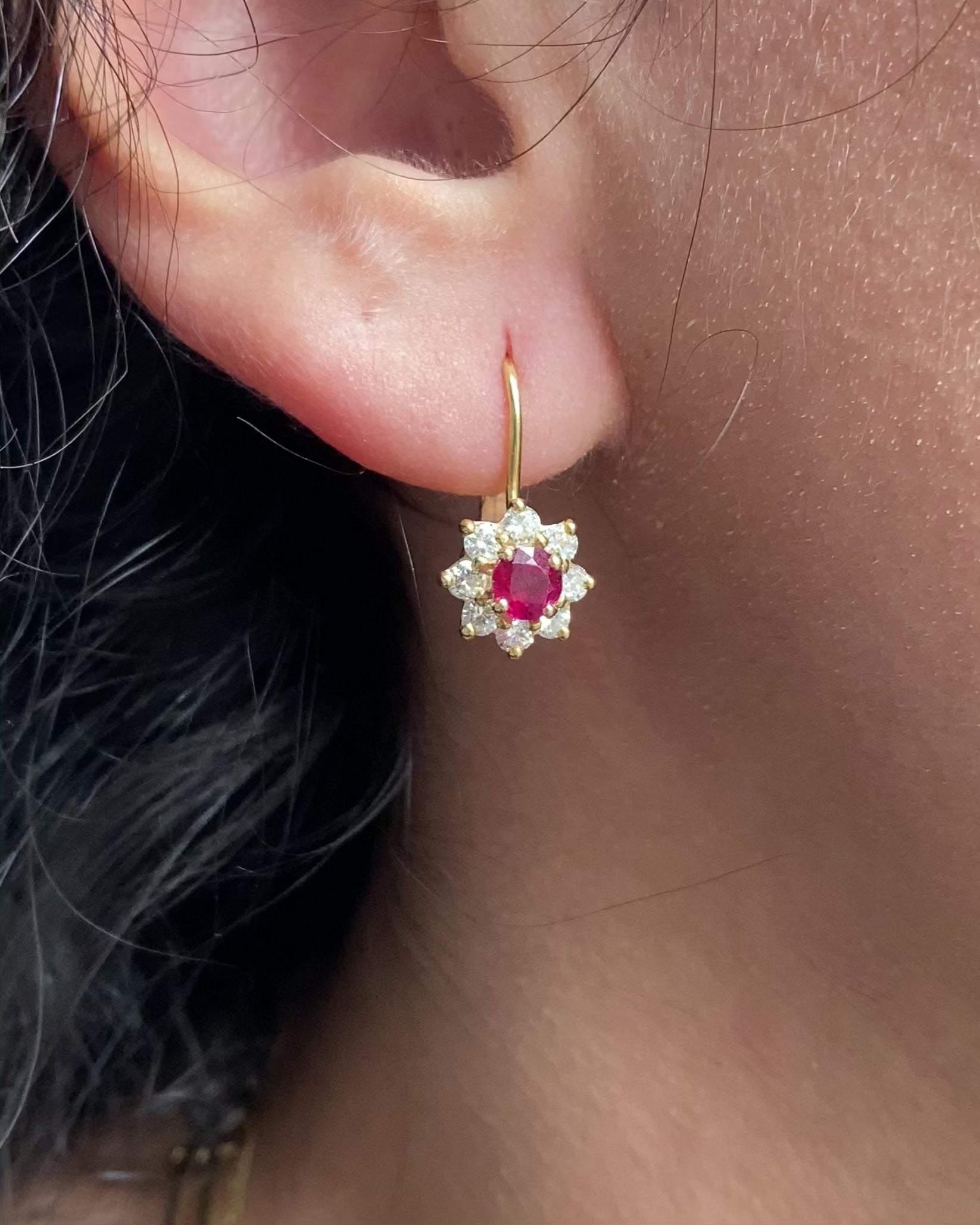 Sleeping Earrings Marguerite Ruby 0.50 carat &amp; 16 Diamonds "Valentina"