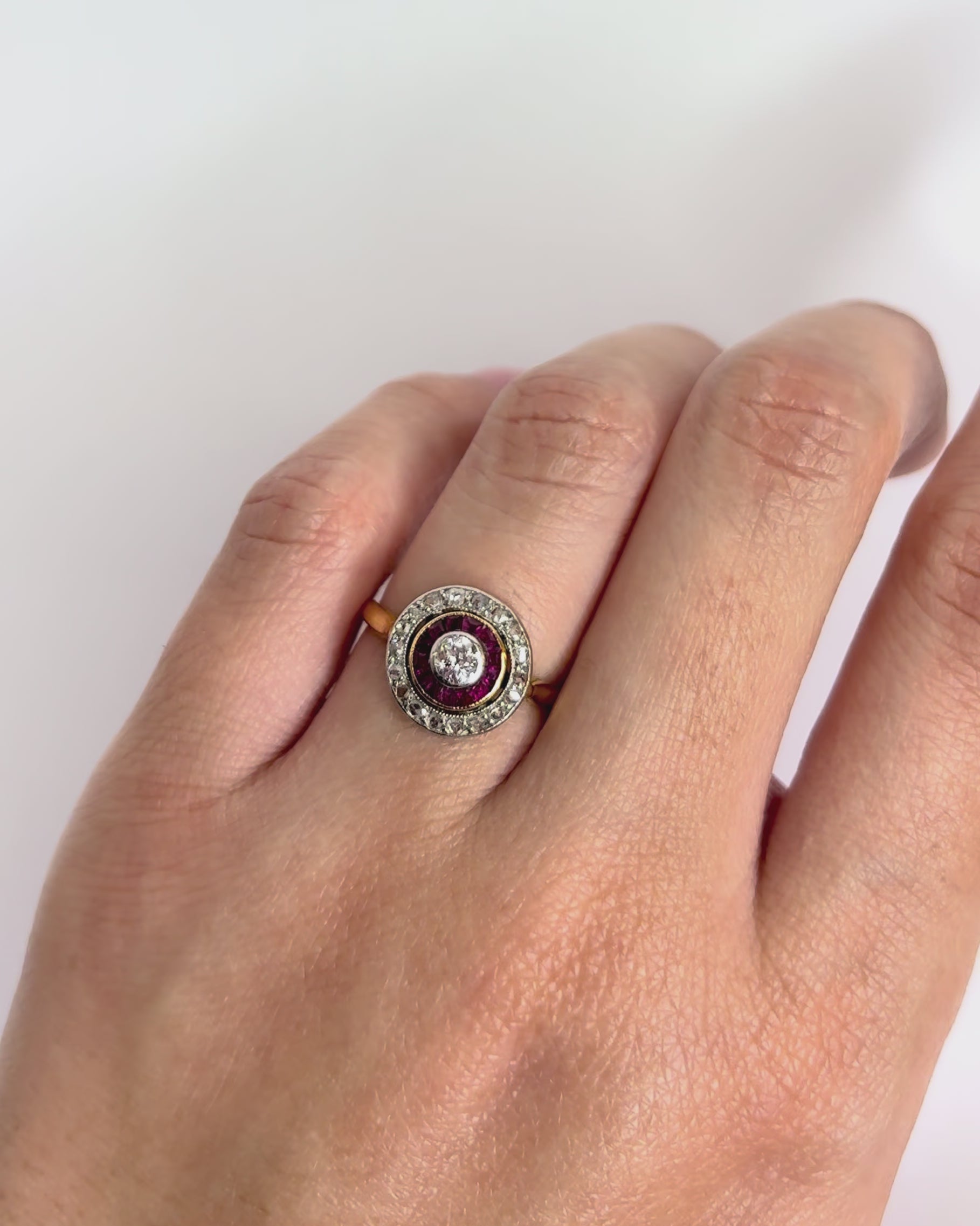 Bague Art Déco Rubis &amp; Diamants "Mariana"