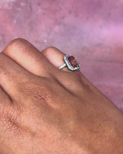 Anillo art déco de turmalina de 2.18 quilates y diamantes «Lauriane»