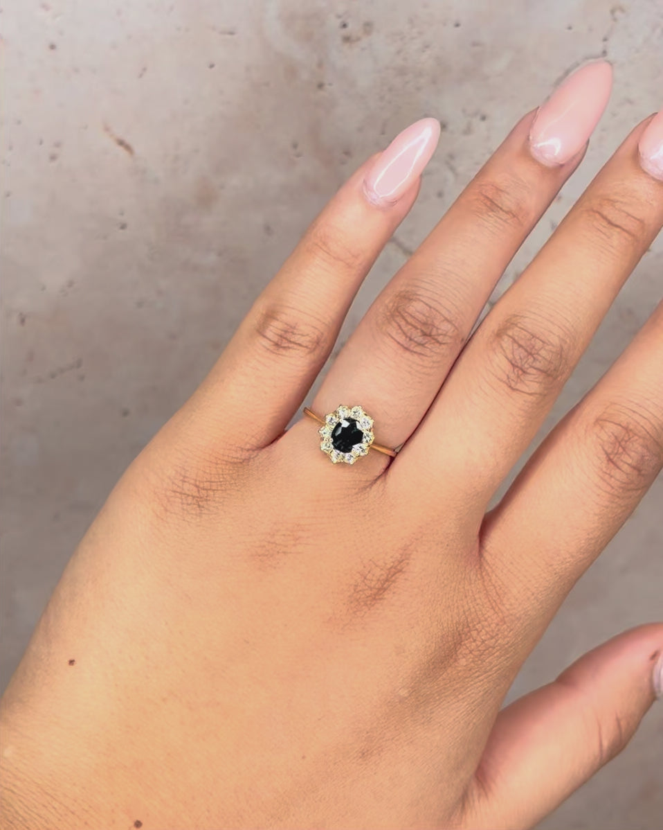 Anillo Marguerite Zafiro 0,80 quilates y Diamantes "Cyrielle"
