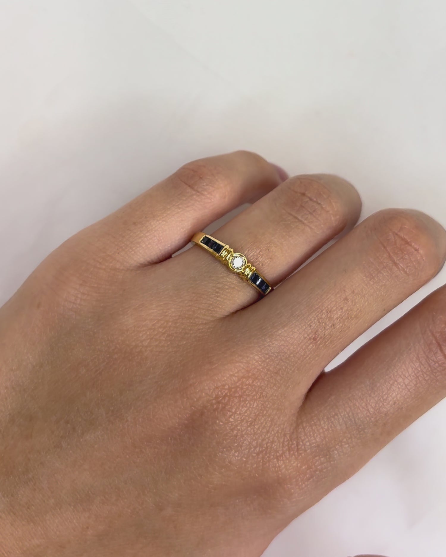 Bague Jonc Diamant &amp; Saphirs &quot;Alexia&quot;