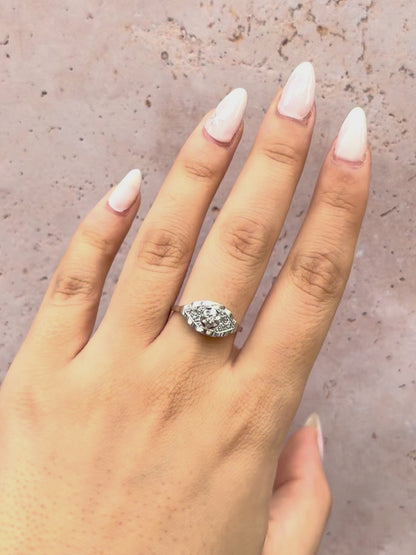 Anillo Art Déco con diamantes "Laurie"