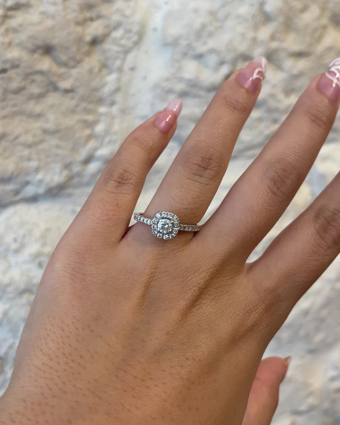 Bague Solitaire Pavé Diamants 0.46 carat &quot;Iliana&quot;