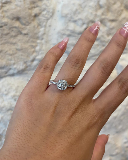 Bague Solitaire Pavé Diamants 0.46 carat &quot;Iliana&quot;