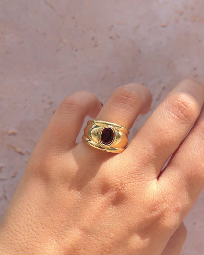 Garnet 1.30 Carat and Gold 6.69g "Vélina" Bangle Ring