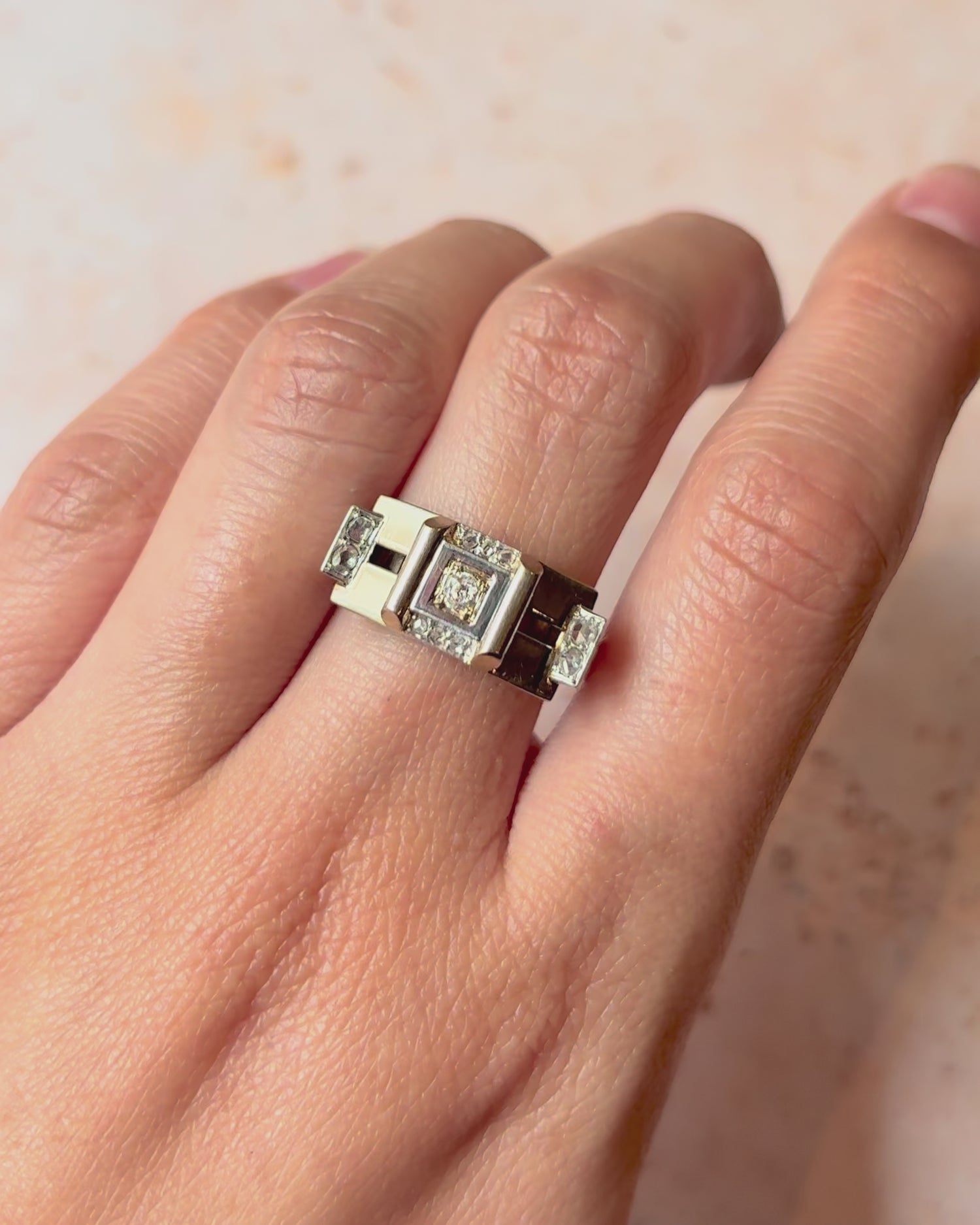 Bague Tank Diamants &amp; Or 5.29g "Laurine"