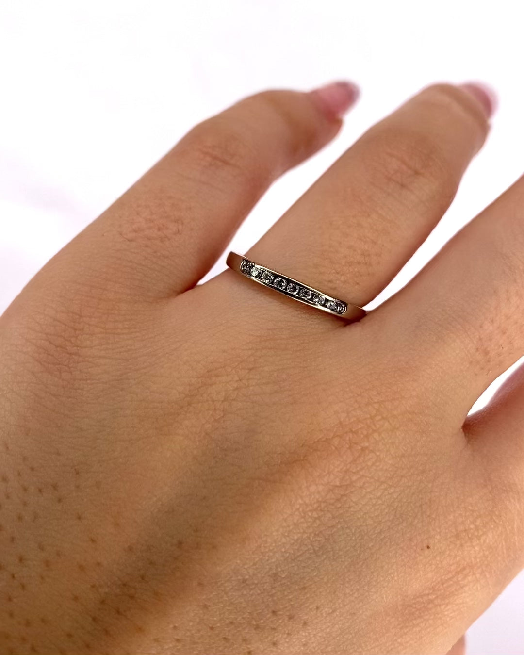 Half-Wedding Band 9 Diamonds "Suzanne"