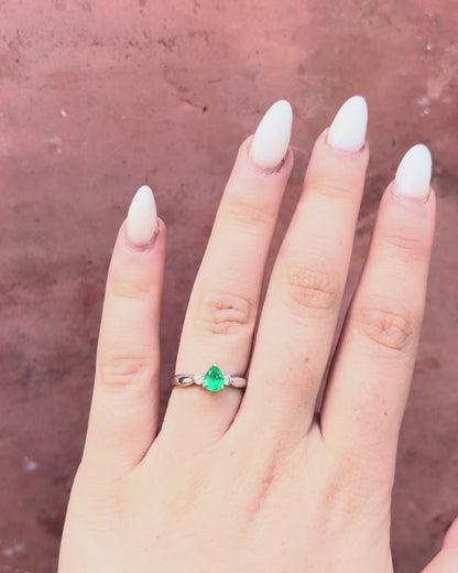 Bague Trilogie Émeraude 0.45 carat &amp; Diamants "Tessa"
