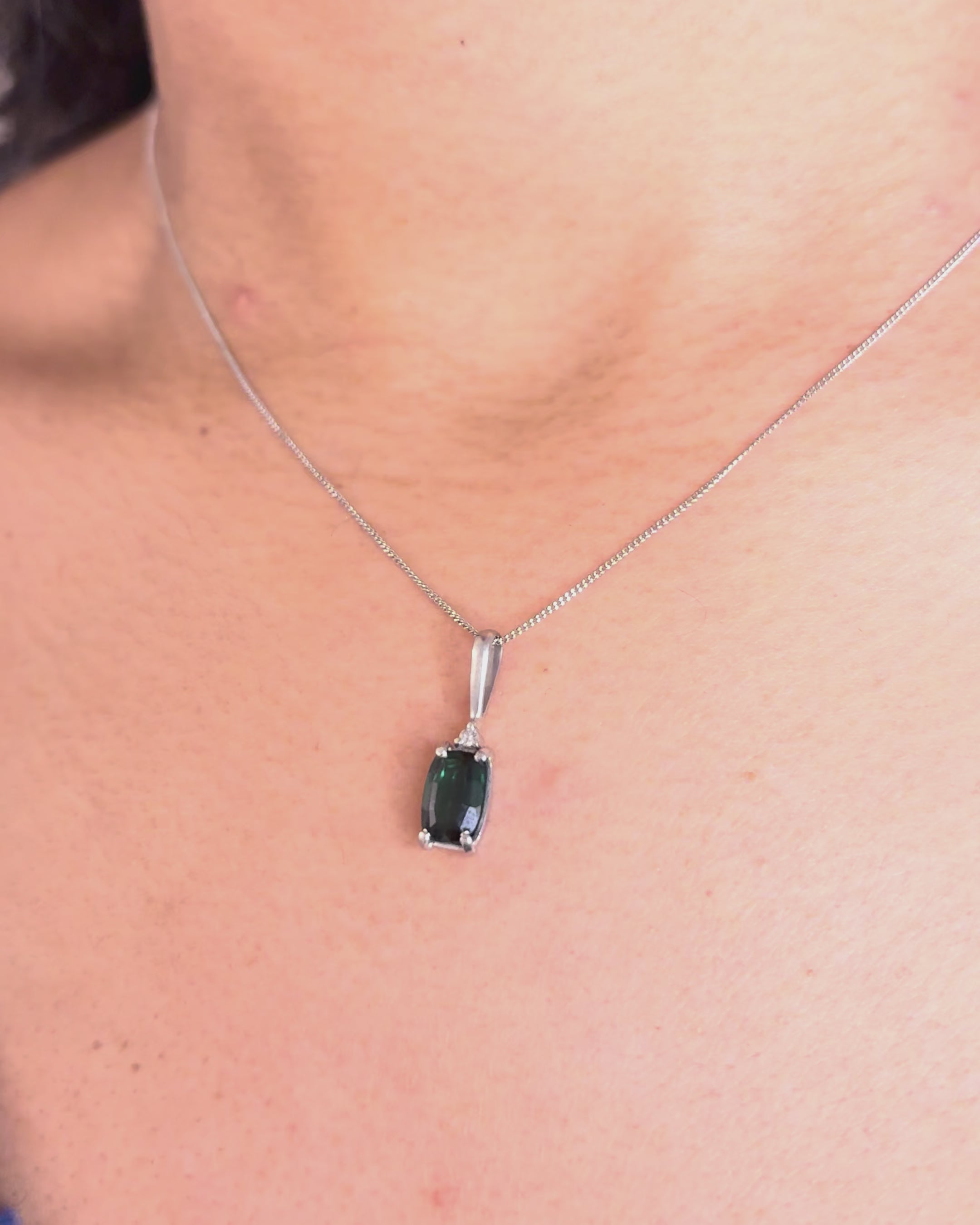 Green Tourmaline Pendant 3.15 Carats &amp; Diamond "Nadia"