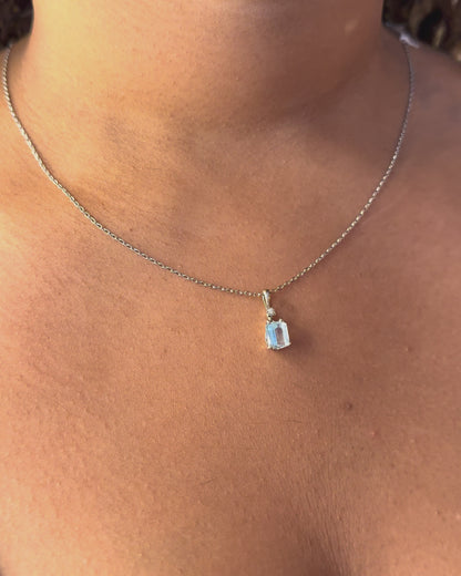 Colgante de aguamarina de 1.55 quilates y diamante «Zelda»