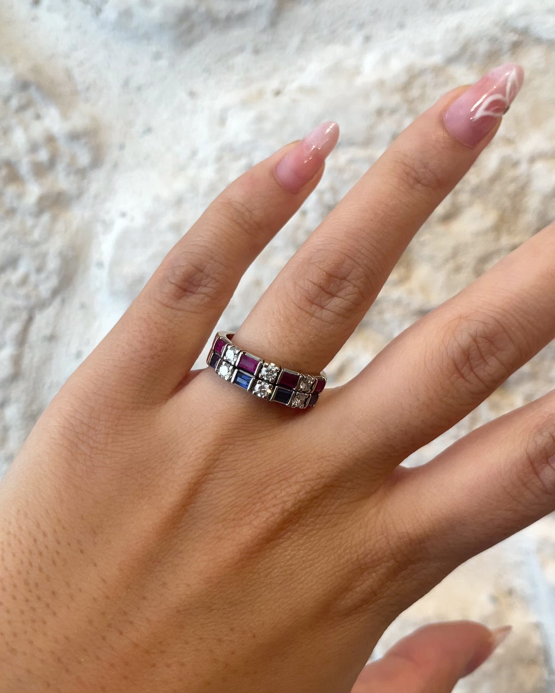 Bague Demi-Alliance Rubis, Saphirs, & Diamants "Valeria"