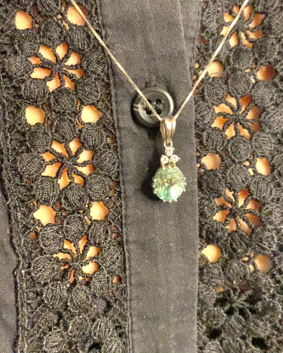 Green Tourmaline Pendant 2.75 Carats &amp; Diamonds "Annaelle"