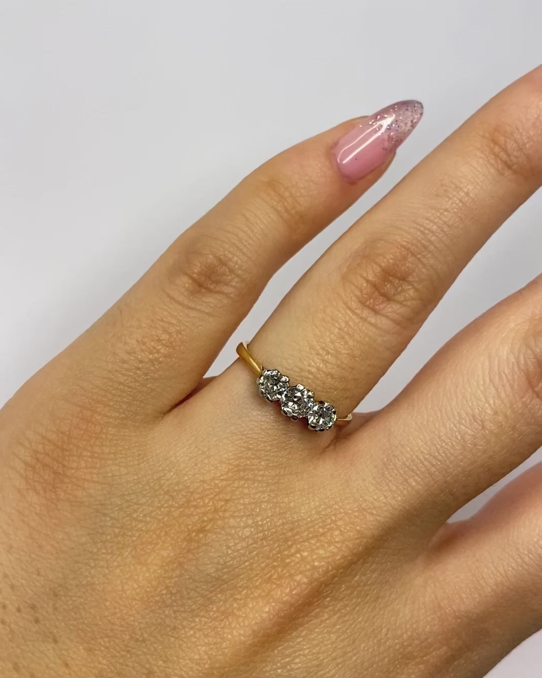 Bague Trilogie Diamants 0.68 carat "Lydiane"