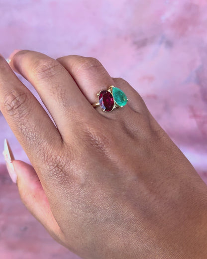 Bague Émeraude de Colombie 2.25 carats &amp; Grenat Rhodolite 2.40 carats  "Marjorie"
