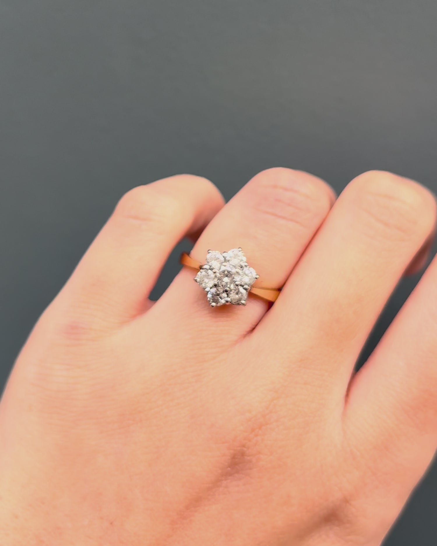 Daisy diamond ring