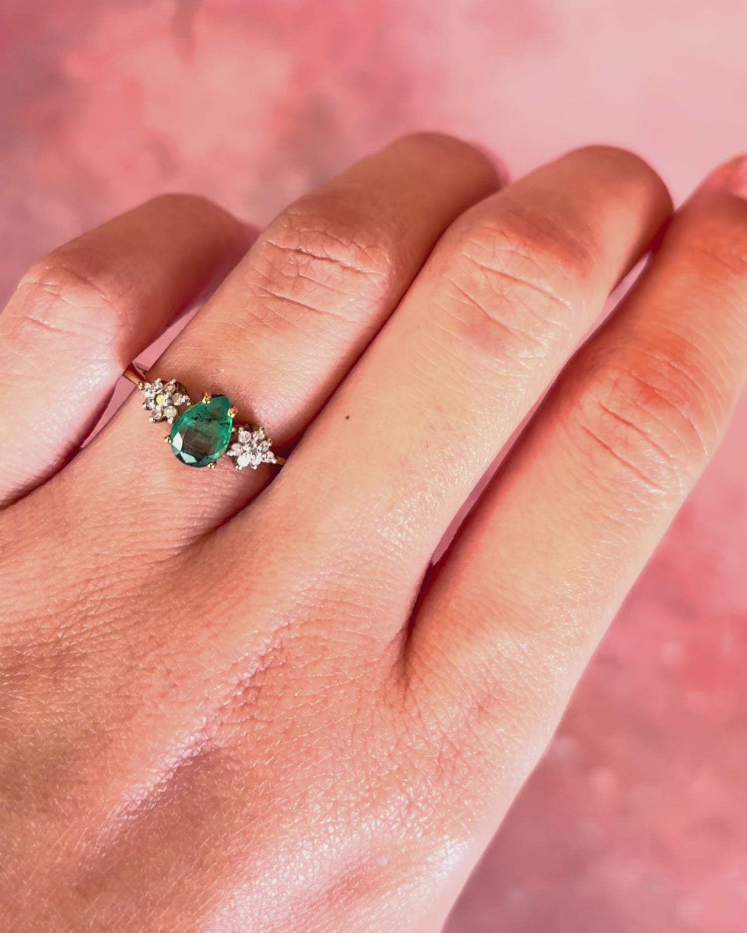 Bague Trilogie Émeraude 0.51 carat &amp; Diamants "Pénélope"