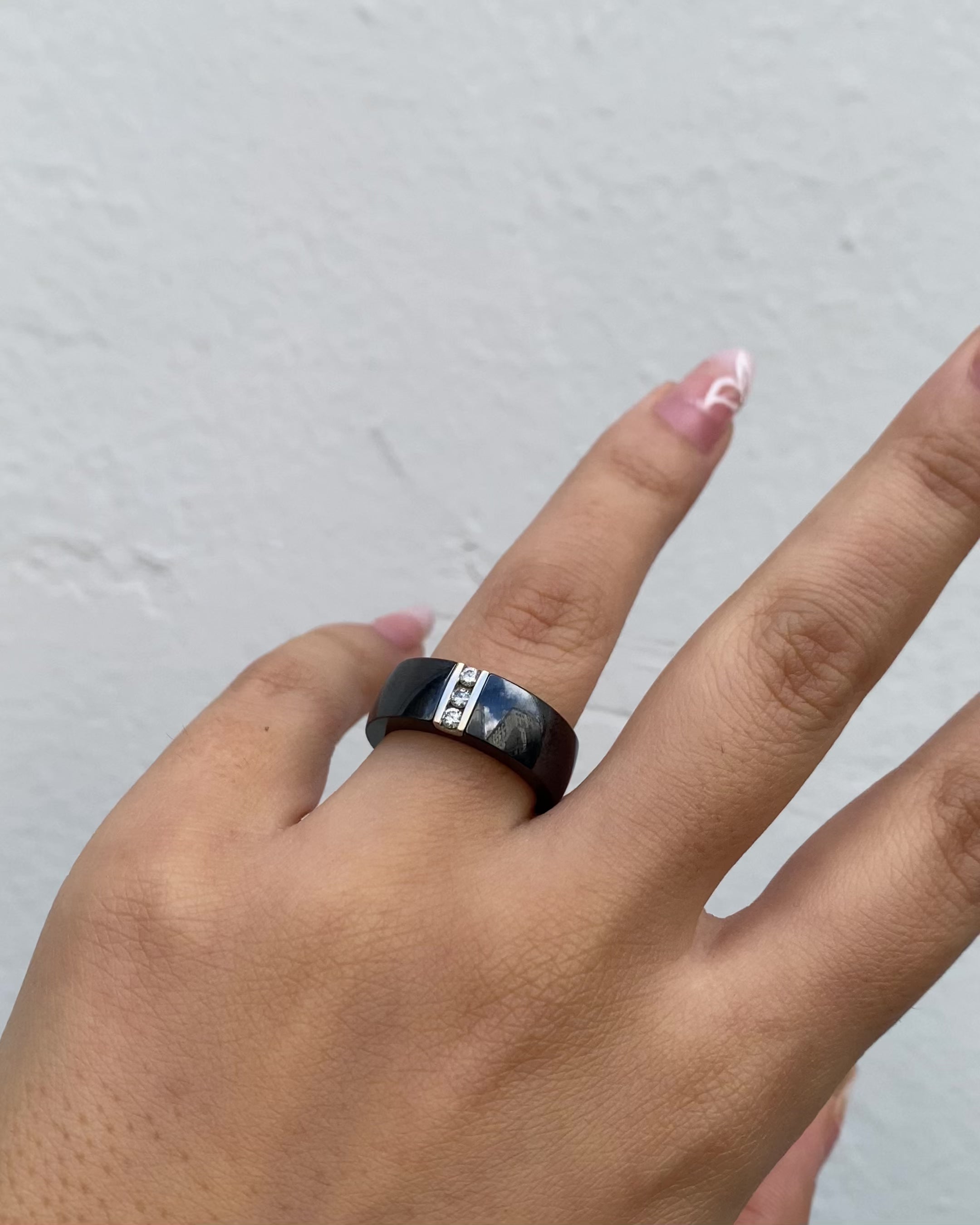 Bague Jonc Céramique &amp; Diamants 6.16 g "Kamila"
