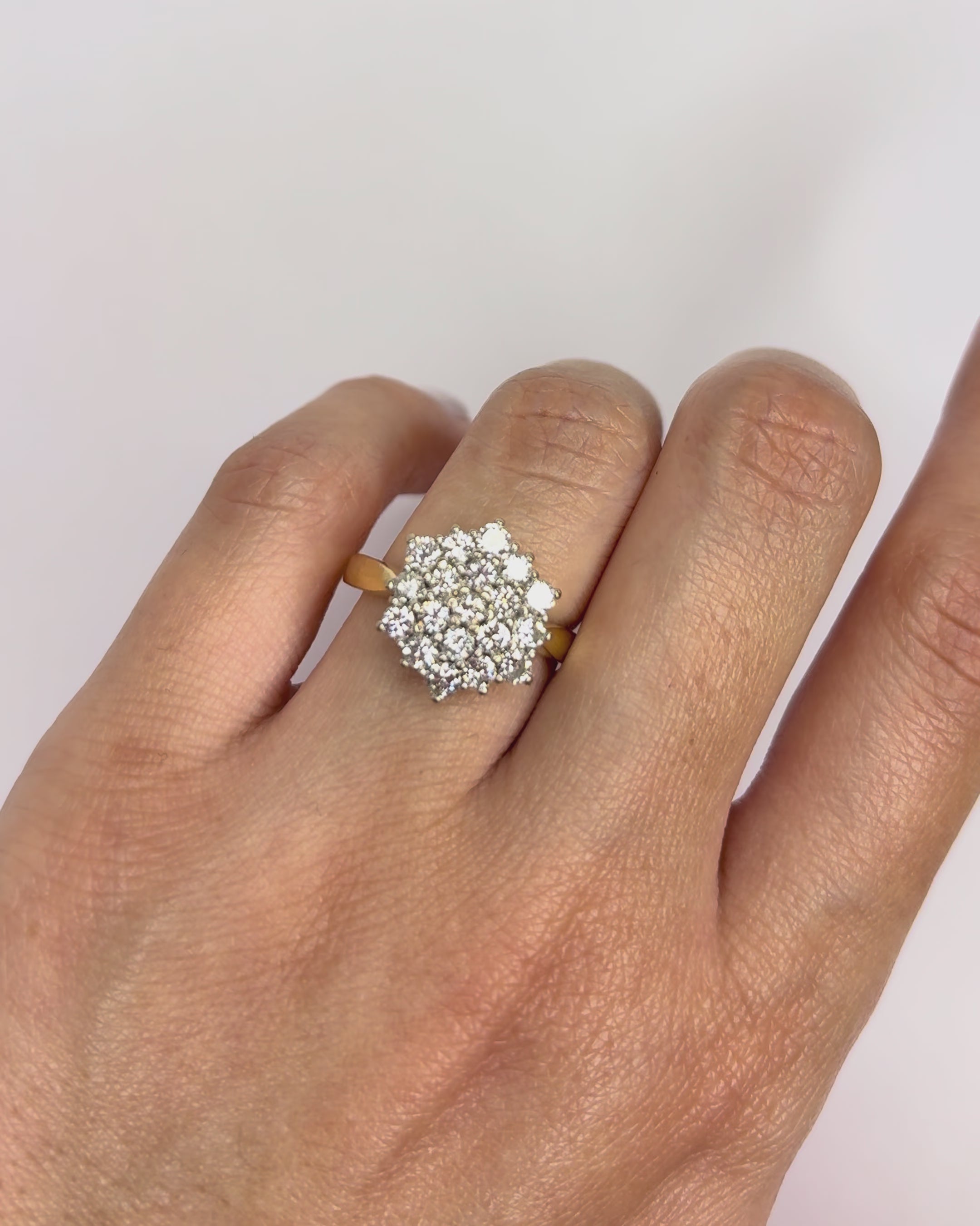 Bague Marguerite Diamants 1.19 carat &quot;Megan&quot;