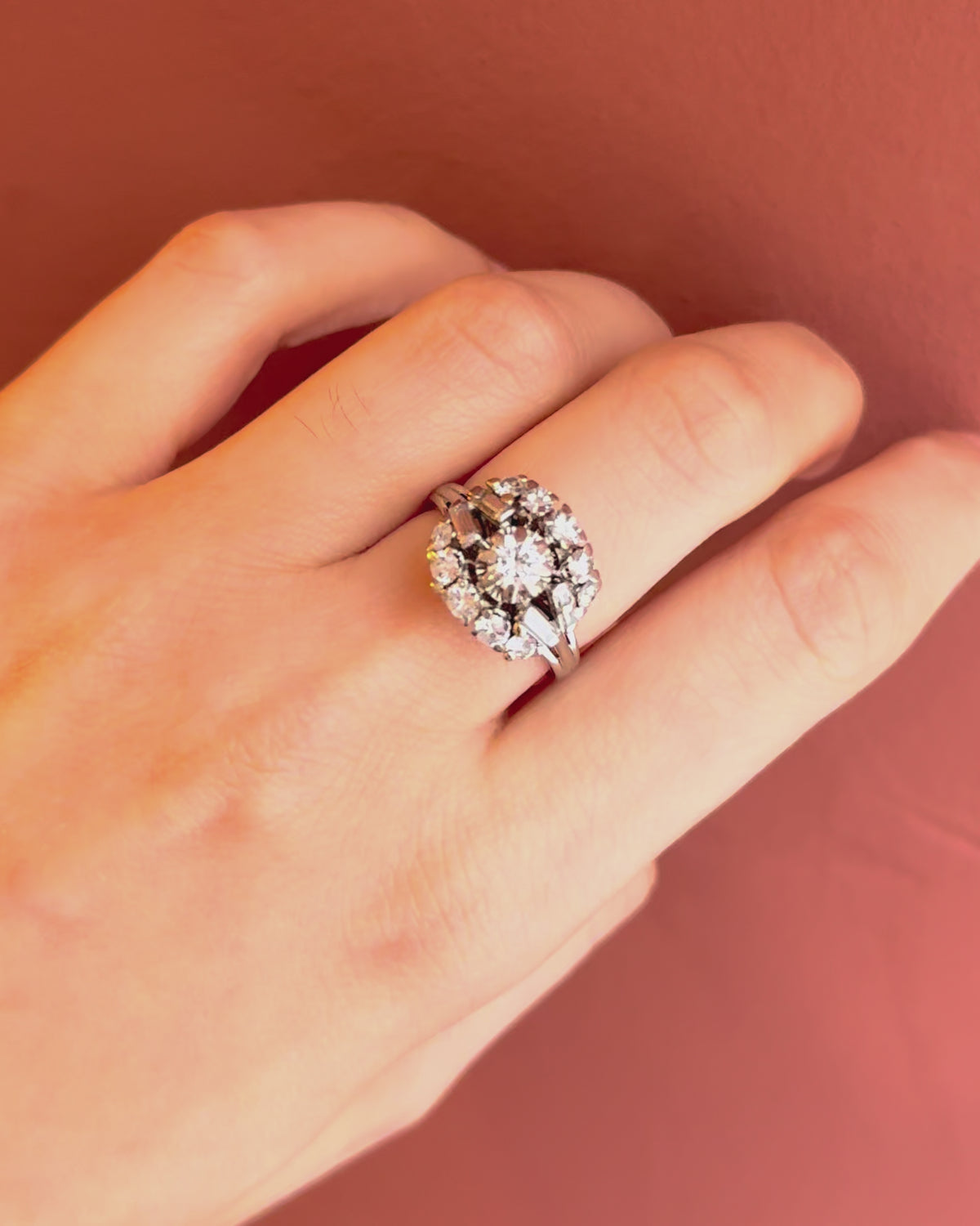 Bague Marguerite Style Art-Déco Diamants 1.05 carat "Wolfgang"