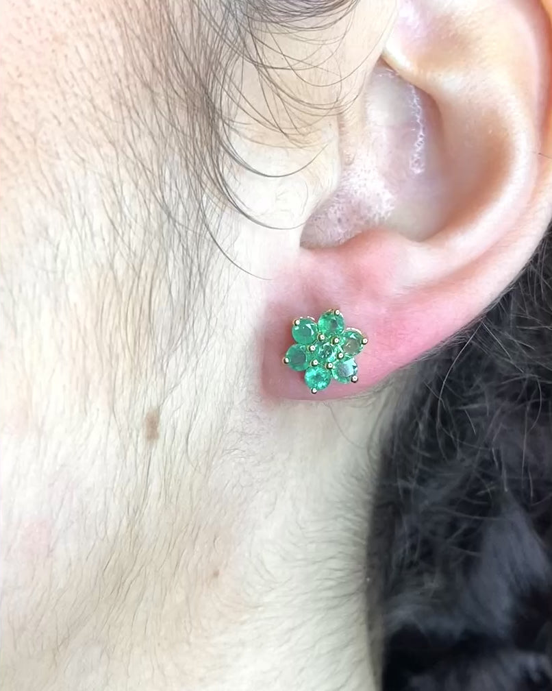 Daisy Stud Earrings Emeralds 1.50 carat "Iliana"