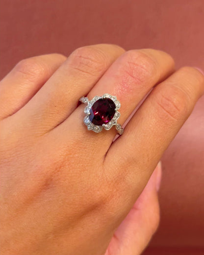 Bague Style Art-Déco Grenat Rhodolite 3.59 carats &amp; Diamants 0.46 carat "Eugènie"
