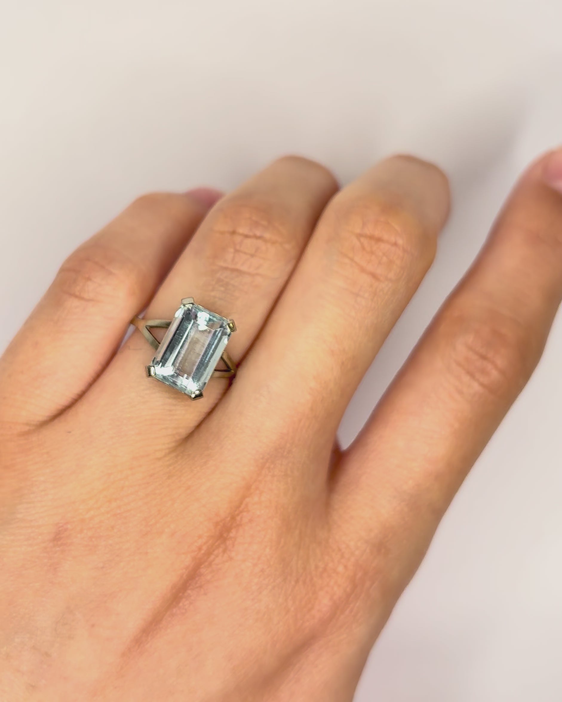 Bague Cocktail Aigue-Marine 4.10 carats "Lena"