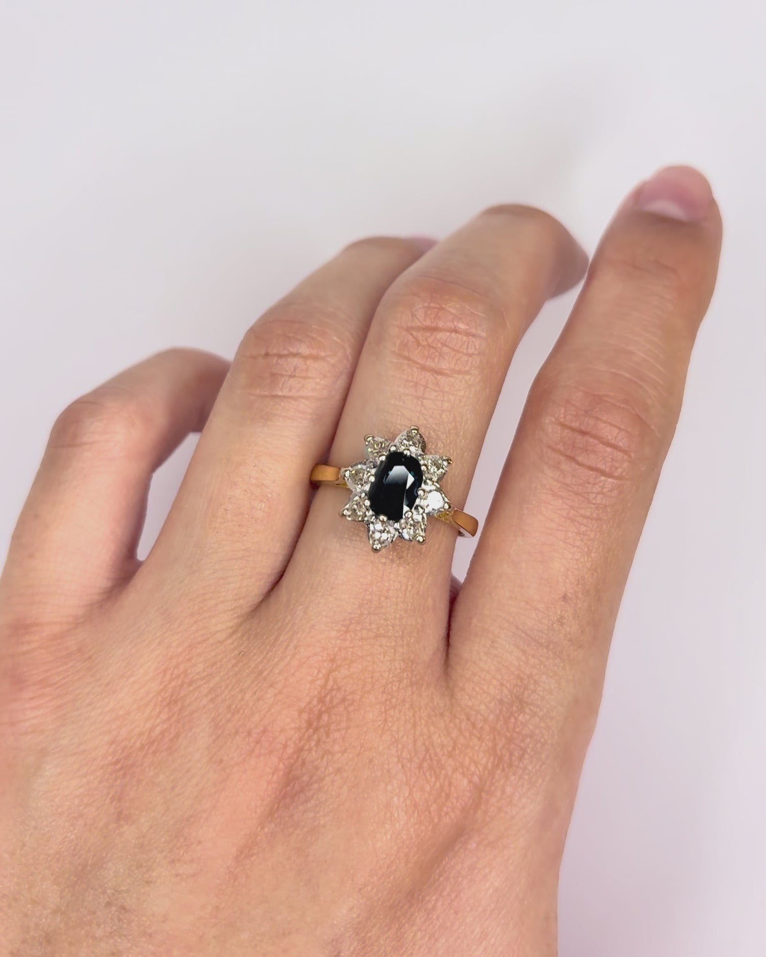 Marguerite Ring Sapphire 1.30 &amp; Diamonds 0.32 carat "Mireille"