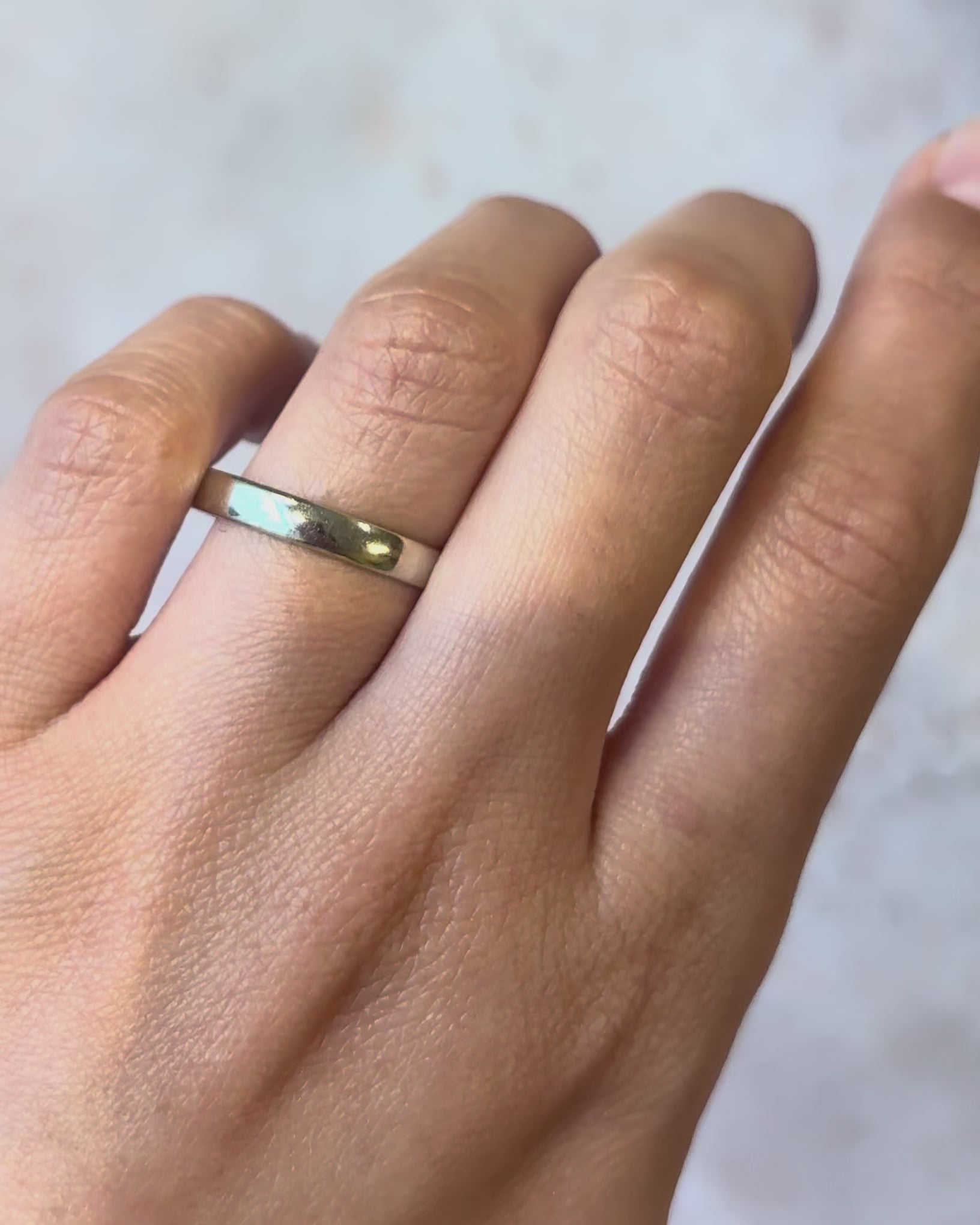 Alliance Or Gris 18 carats 3.3 mm "Tilda"