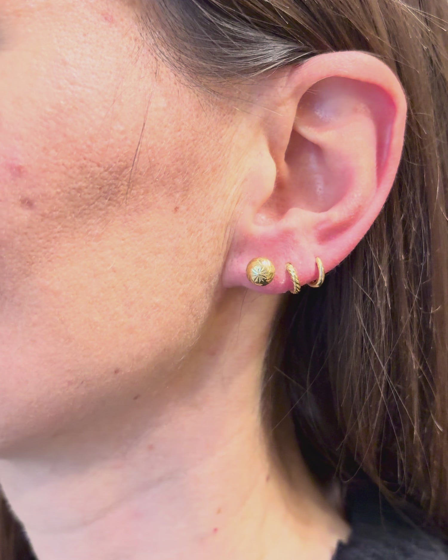 Yellow Gold Stud Earrings "Lucie"