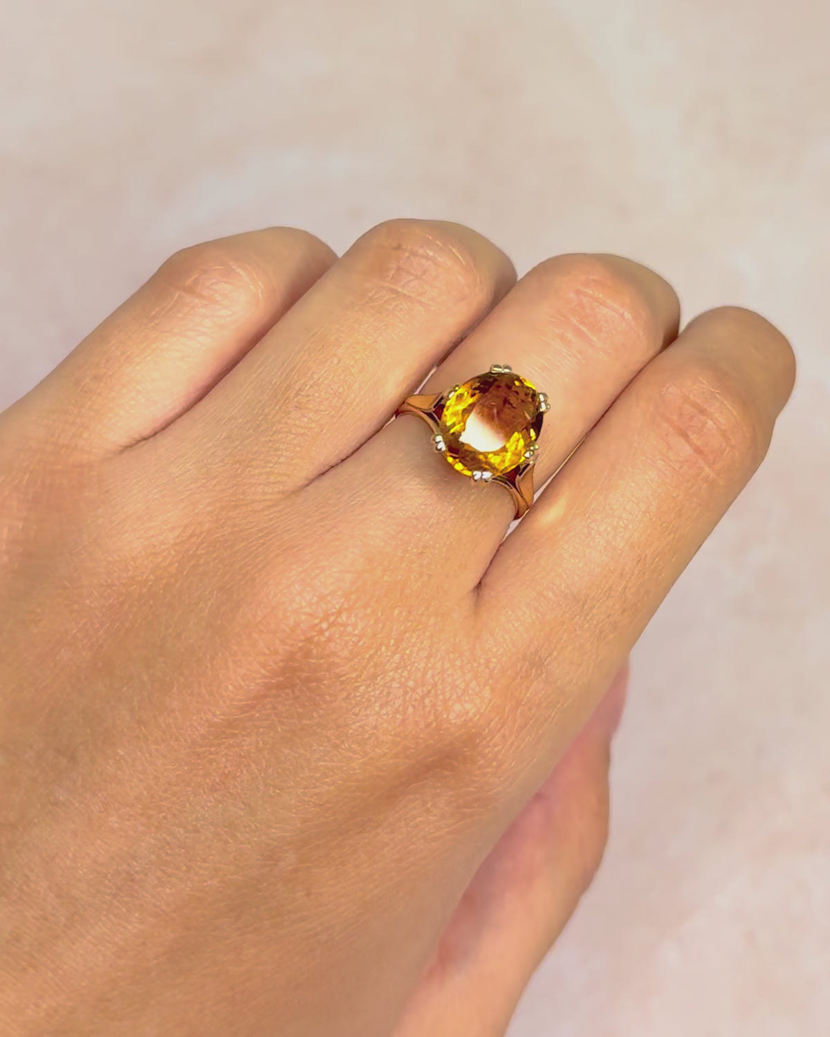 Bague Cocktail Citrine 3.60 carats &amp; or"Cyrielle"