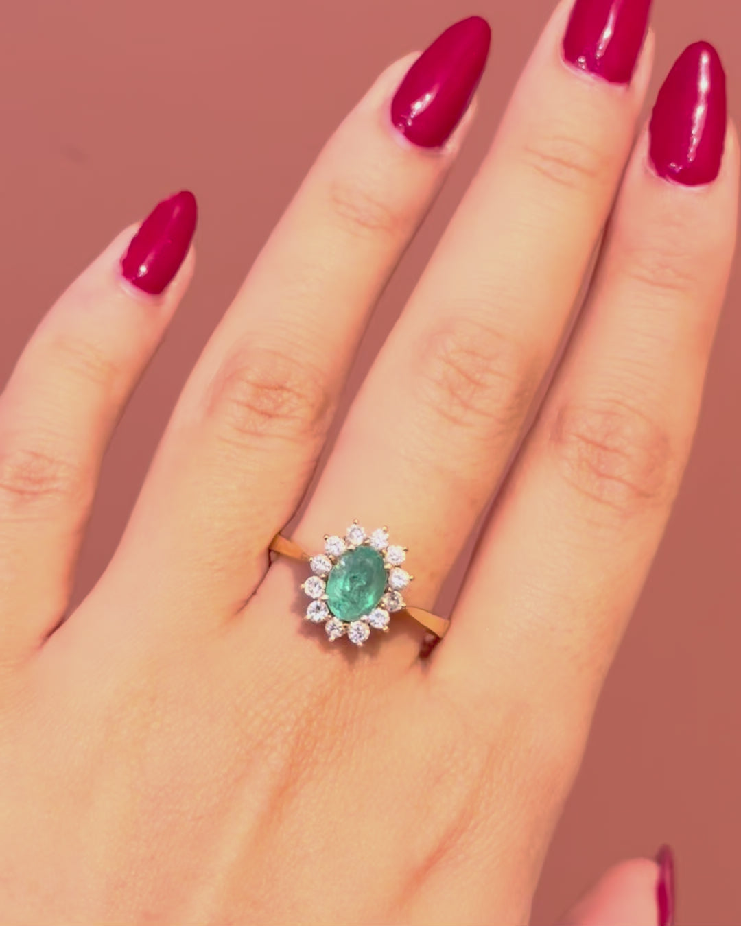 “Oriana” Daisy Ring, 1.20-carat Emerald &amp; 0.60-carat Diamonds, 4.34 g