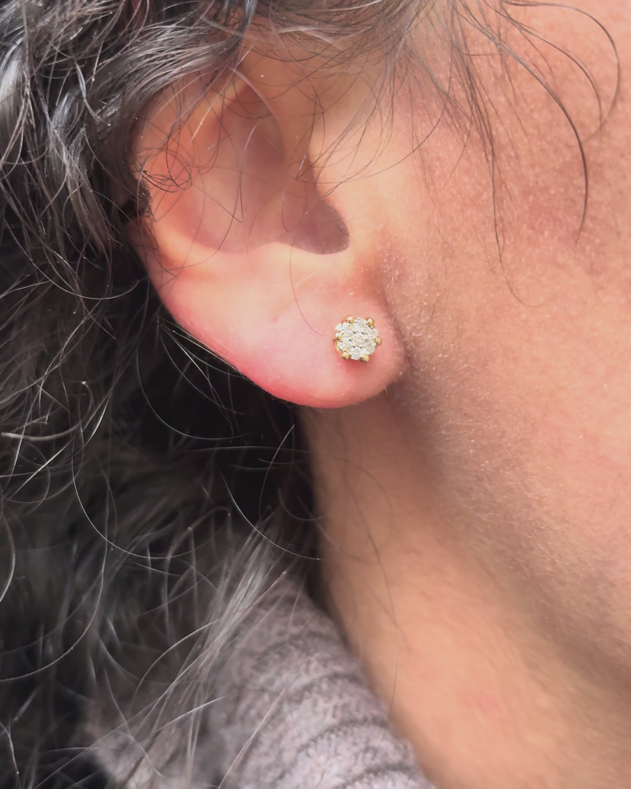 Marguerite Diamond Earrings "Léanne"