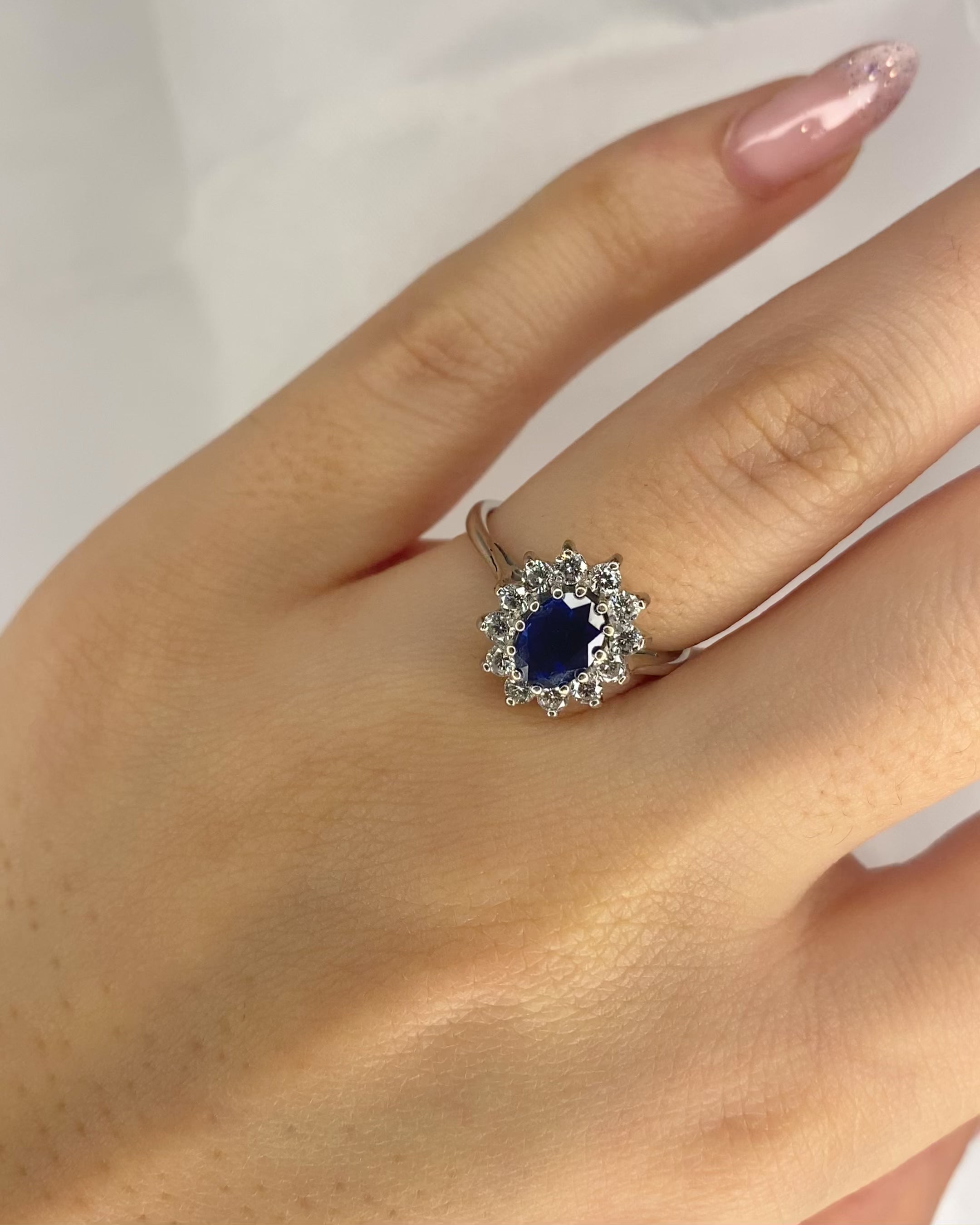 Daisy Sapphire Ring 1.10 carat &amp; Diamonds 0.36 carat "Calypso"