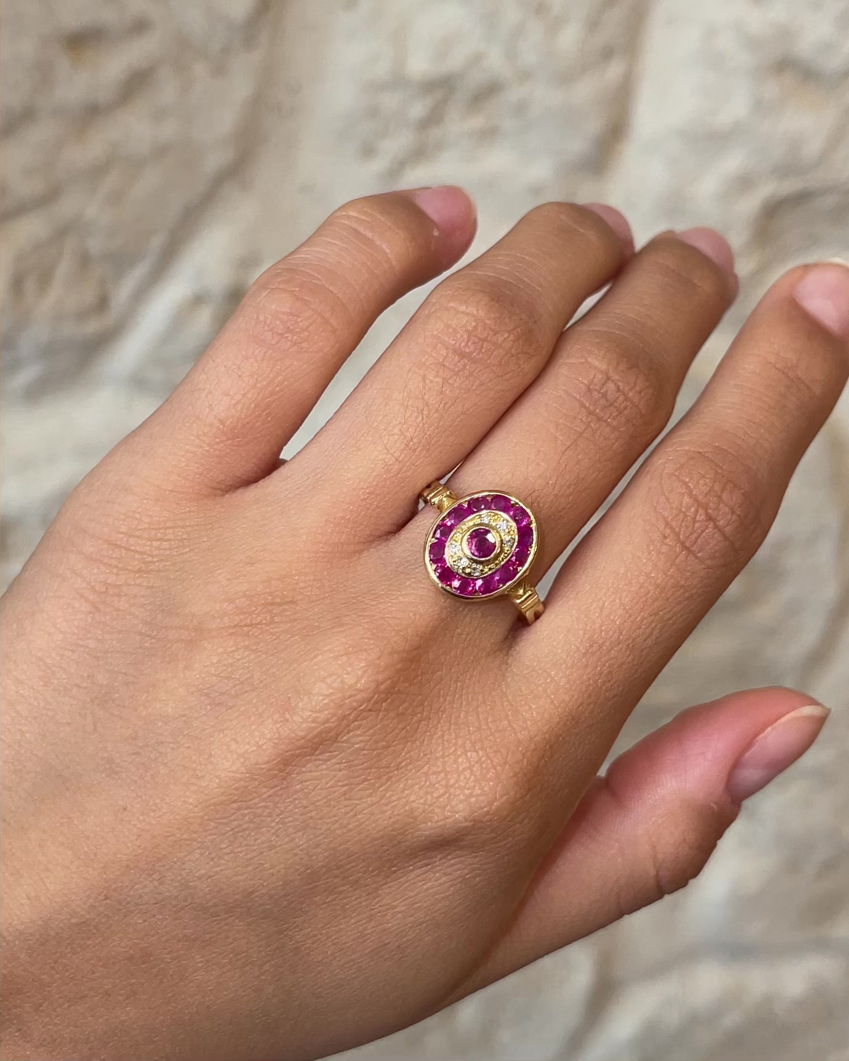 Bague Style Art Déco Rubis 0.76 carat &amp; Diamants “Héloïna”