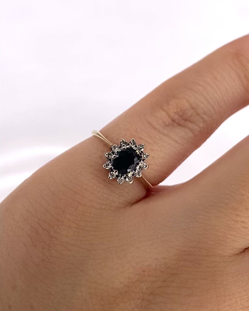 Bague Marguerite Saphir 0.45 carat &amp; Diamants "Aurélie"