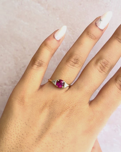 Bague Trilogie Rubis 1.20 carat &amp; Diamants 0.32 carat "Elisa"
