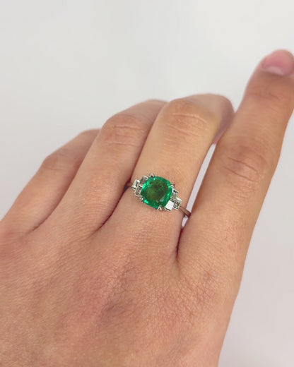 Anillo Trilogía Esmeralda 1.60 quilates y Diamantes "Théa"