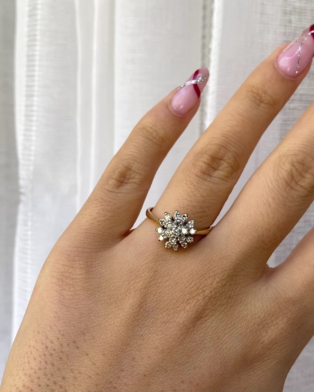 Anillo Margarita Diamantes 0,39 quilates "Emy"