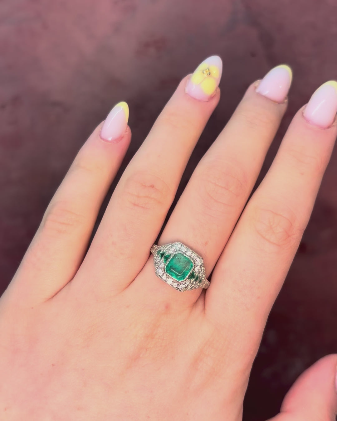 Bague Style Art-Déco Émeraude de Colombie 1.30 carat &amp; Diamants 0.35 carat "Tim"